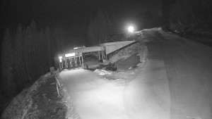 Červenohorské sedlo - Modrá sjezdovka - dojezd k lanové dráze - 22.12.2025 v 23:50 Červenohorské sedlo - Modrá sjezdovka - dojezd k lanové dráze - 22.12.2025 v 23:50