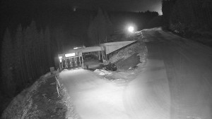 Červenohorské sedlo - Modrá sjezdovka - dojezd k lanové dráze - 23.12.2025 v 01:01 Červenohorské sedlo - Modrá sjezdovka - dojezd k lanové dráze - 23.12.2025 v 01:01