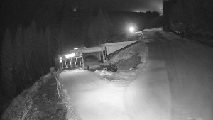 Červenohorské sedlo - Modrá sjezdovka - dojezd k lanové dráze - 23.12.2025 v 02:20 Červenohorské sedlo - Modrá sjezdovka - dojezd k lanové dráze - 23.12.2025 v 02:20