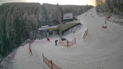 Modrá sjezdovka - dojezd k lanové dráze