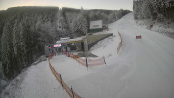 Modrá sjezdovka - dojezd k lanové dráze