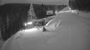 Červenohorské sedlo - Modrá sjezdovka - dojezd k lanové dráze - 4.1.2026 v 01:10 Červenohorské sedlo - Modrá sjezdovka - dojezd k lanové dráze - 4.1.2026 v 01:10