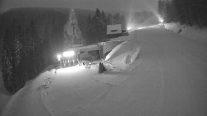 Červenohorské sedlo - Modrá sjezdovka - dojezd k lanové dráze - 4.1.2026 v 01:31 Červenohorské sedlo - Modrá sjezdovka - dojezd k lanové dráze - 4.1.2026 v 01:31