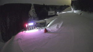 Červenohorské sedlo - Modrá sjezdovka - dojezd k lanové dráze - 4.1.2026 v 03:01 Červenohorské sedlo - Modrá sjezdovka - dojezd k lanové dráze - 4.1.2026 v 03:01