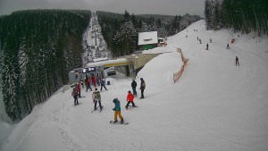 Červenohorské sedlo - Modrá sjezdovka - dojezd k lanové dráze - 4.1.2026 v 15:50 Červenohorské sedlo - Modrá sjezdovka - dojezd k lanové dráze - 4.1.2026 v 15:50