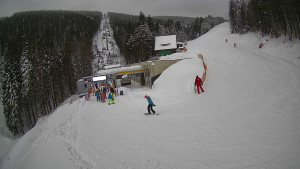 Červenohorské sedlo - Modrá sjezdovka - dojezd k lanové dráze - 4.1.2026 v 16:01 Červenohorské sedlo - Modrá sjezdovka - dojezd k lanové dráze - 4.1.2026 v 16:01