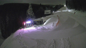 Červenohorské sedlo - Modrá sjezdovka - dojezd k lanové dráze - 4.1.2026 v 20:30 Červenohorské sedlo - Modrá sjezdovka - dojezd k lanové dráze - 4.1.2026 v 20:30