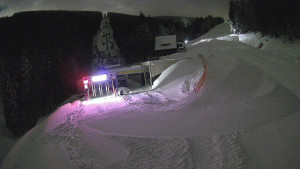 Červenohorské sedlo - Modrá sjezdovka - dojezd k lanové dráze - 4.1.2026 v 21:10 Červenohorské sedlo - Modrá sjezdovka - dojezd k lanové dráze - 4.1.2026 v 21:10