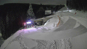 Červenohorské sedlo - Modrá sjezdovka - dojezd k lanové dráze - 4.1.2026 v 21:50 Červenohorské sedlo - Modrá sjezdovka - dojezd k lanové dráze - 4.1.2026 v 21:50