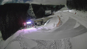 Červenohorské sedlo - Modrá sjezdovka - dojezd k lanové dráze - 4.1.2026 v 23:10 Červenohorské sedlo - Modrá sjezdovka - dojezd k lanové dráze - 4.1.2026 v 23:10