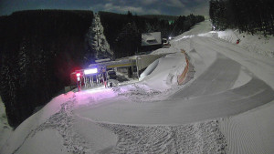 Červenohorské sedlo - Modrá sjezdovka - dojezd k lanové dráze - 4.1.2026 v 23:30 Červenohorské sedlo - Modrá sjezdovka - dojezd k lanové dráze - 4.1.2026 v 23:30