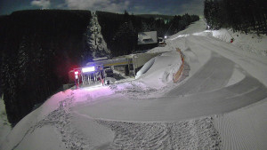 Červenohorské sedlo - Modrá sjezdovka - dojezd k lanové dráze - 4.1.2026 v 23:40 Červenohorské sedlo - Modrá sjezdovka - dojezd k lanové dráze - 4.1.2026 v 23:40