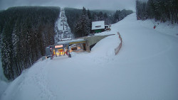 Modrá sjezdovka - dojezd k lanové dráze