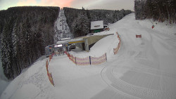 Modrá sjezdovka - dojezd k lanové dráze