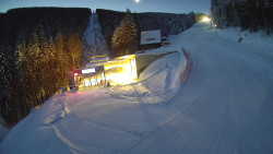 Modrá sjezdovka - dojezd k lanové dráze