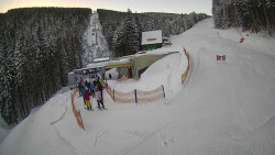 Modrá sjezdovka - dojezd k lanové dráze