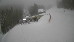 Modrá sjezdovka - dojezd k lanové dráze