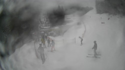 Modrá sjezdovka - dojezd k lanové dráze