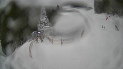 Modrá sjezdovka - dojezd k lanové dráze