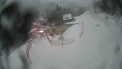 Modrá sjezdovka - dojezd k lanové dráze