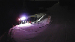 Modrá sjezdovka - dojezd k lanové dráze