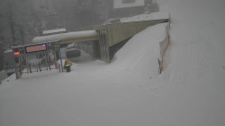 Modrá sjezdovka - dojezd k lanové dráze