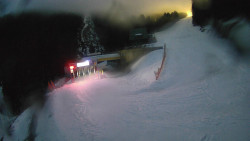 Modrá sjezdovka - dojezd k lanové dráze