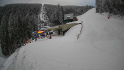 Modrá sjezdovka - dojezd k lanové dráze