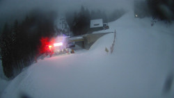 Modrá sjezdovka - dojezd k lanové dráze