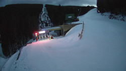 Modrá sjezdovka - dojezd k lanové dráze