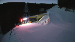 Modrá sjezdovka - dojezd k lanové dráze