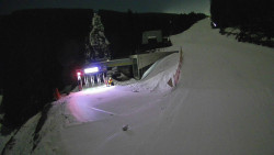 Modrá sjezdovka - dojezd k lanové dráze