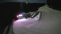 Modrá sjezdovka - dojezd k lanové dráze