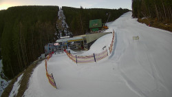 Modrá sjezdovka - dojezd k lanové dráze