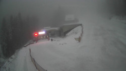 Modrá sjezdovka - dojezd k lanové dráze