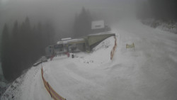 Modrá sjezdovka - dojezd k lanové dráze