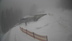 Modrá sjezdovka - dojezd k lanové dráze