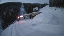 Modrá sjezdovka - dojezd k lanové dráze