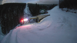 Modrá sjezdovka - dojezd k lanové dráze