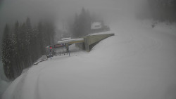 Modrá sjezdovka - dojezd k lanové dráze