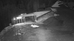 Modrá sjezdovka - dojezd k lanové dráze