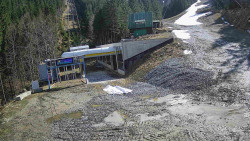 Modrá sjezdovka - dojezd k lanové dráze