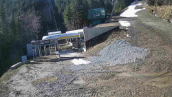 Modrá sjezdovka - dojezd k lanové dráze