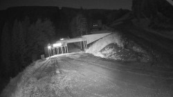 Blue ski slope – run to the cable car station