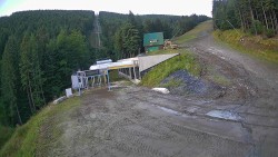 Blue ski slope – run to the cable car station