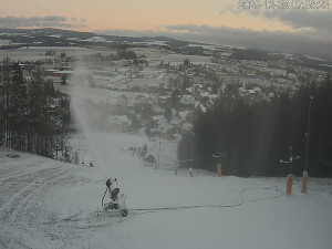 Ski areál Dlouhoňovice - Sjezdovka - 30.12.2025 v 08:02 Ski areál Dlouhoňovice - Sjezdovka - 30.12.2025 v 08:02