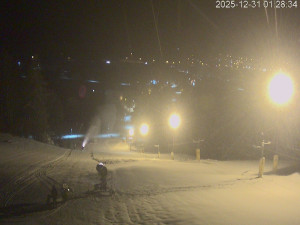 Ski areál Dlouhoňovice - Sjezdovka - 31.12.2025 v 01:32 Ski areál Dlouhoňovice - Sjezdovka - 31.12.2025 v 01:32