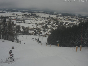 Ski areál Dlouhoňovice - Sjezdovka - 31.12.2025 v 11:32 Ski areál Dlouhoňovice - Sjezdovka - 31.12.2025 v 11:32