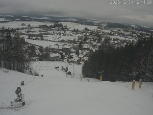 Ski areál Dlouhoňovice - Sjezdovka - 31.12.2025 v 12:15 Ski areál Dlouhoňovice - Sjezdovka - 31.12.2025 v 12:15