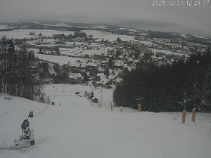 Ski areál Dlouhoňovice - Sjezdovka - 31.12.2025 v 12:32 Ski areál Dlouhoňovice - Sjezdovka - 31.12.2025 v 12:32